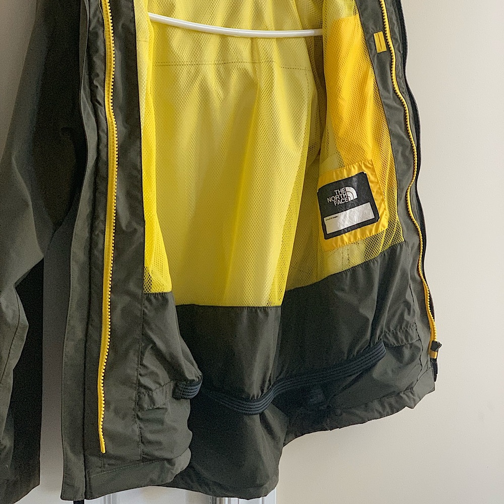 North face boys size 10-12